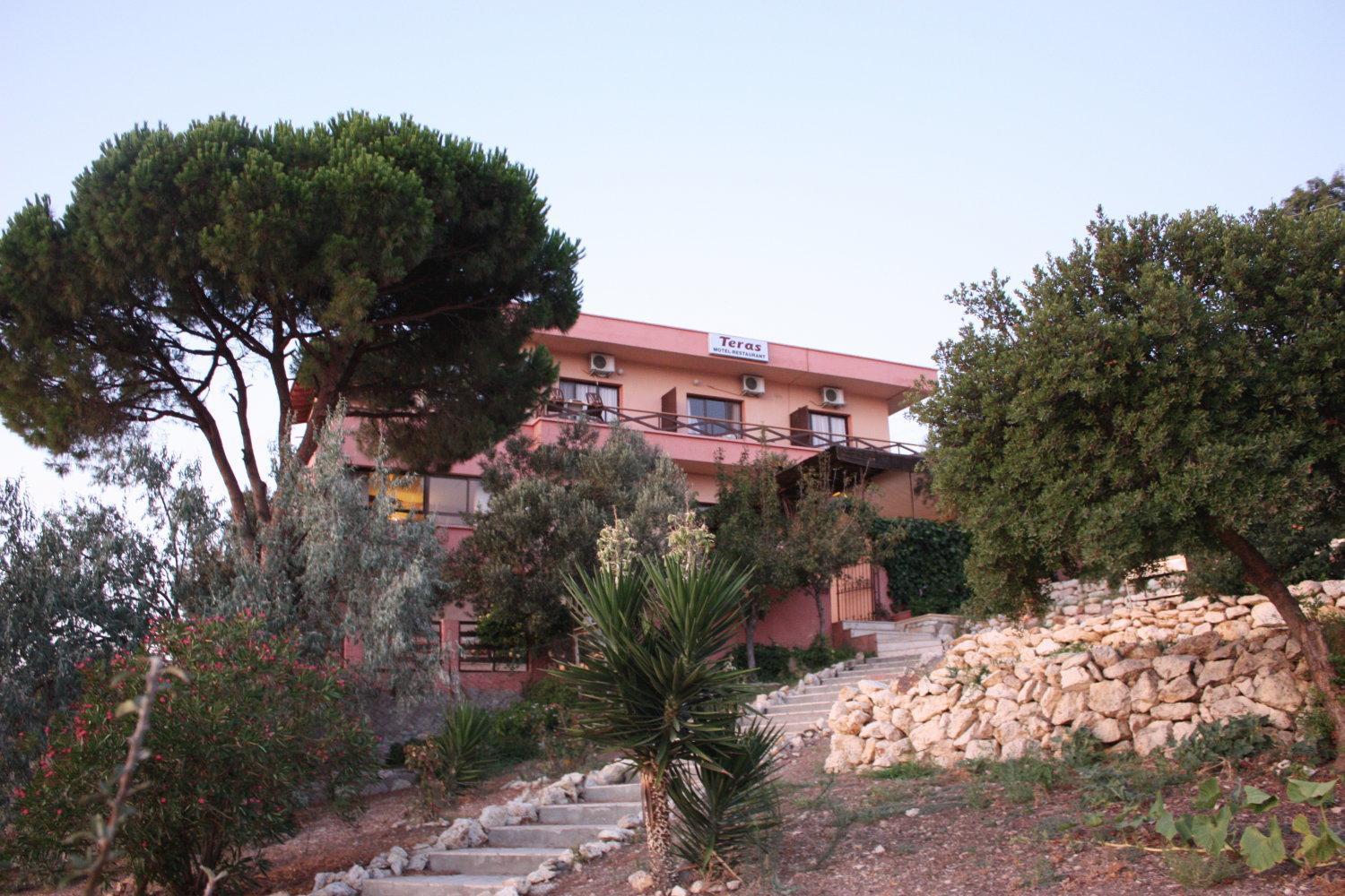 Teras Motel Foça Exterior foto